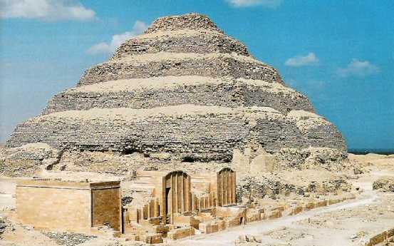 Pyramide de Djéser Pyramide de Djéser
