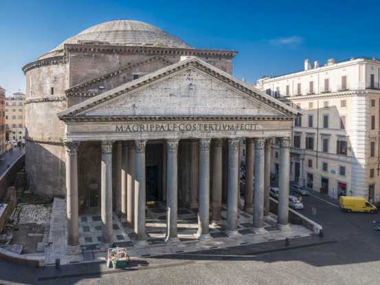 Le temple dédié au dieux romains Le temple dédié au dieux romains
