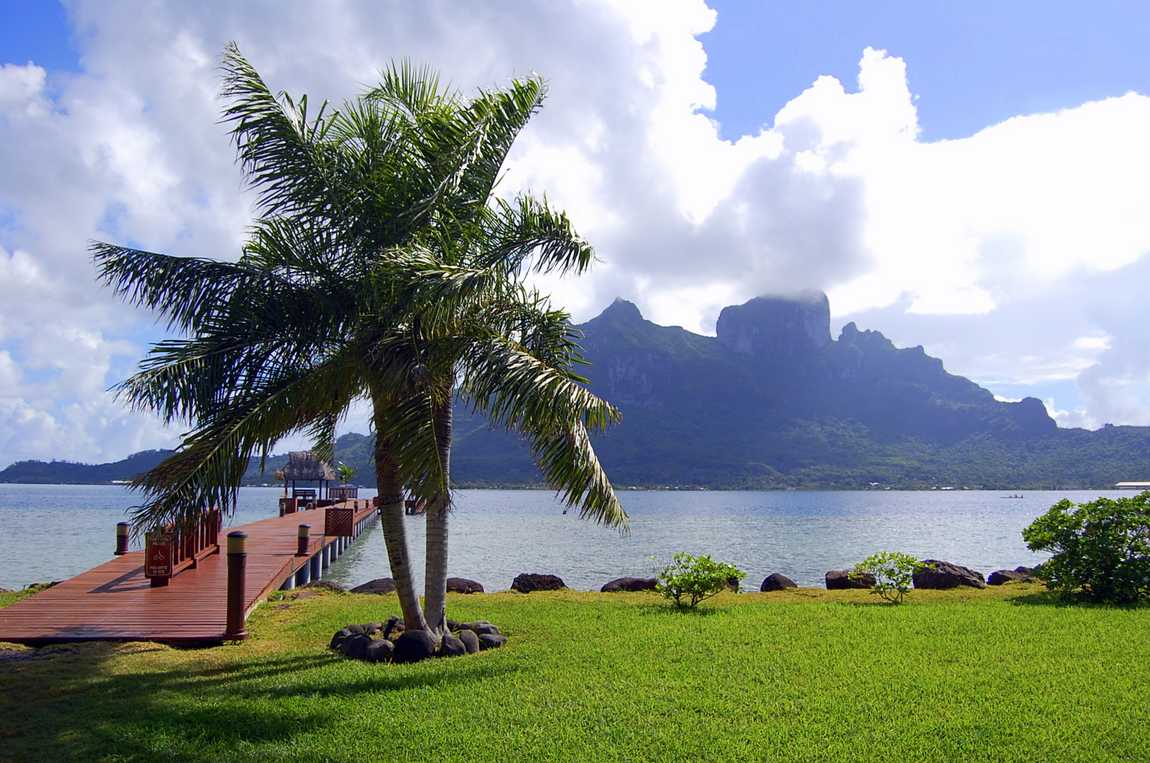 Vaitape Hotels